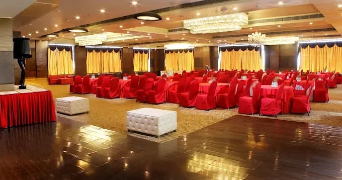 The Panache - Hotel in West of Ram Gulam Chowk, South Gandhi Maidan, Raja Ji Salai, Lodipur, Patna, Bihar 800001, India