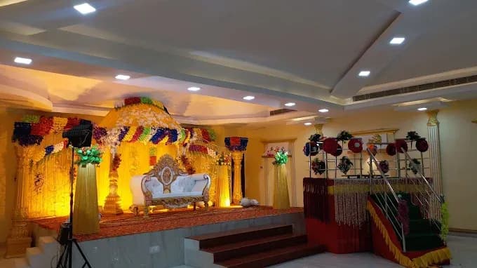 Vrindavan Garden view 2