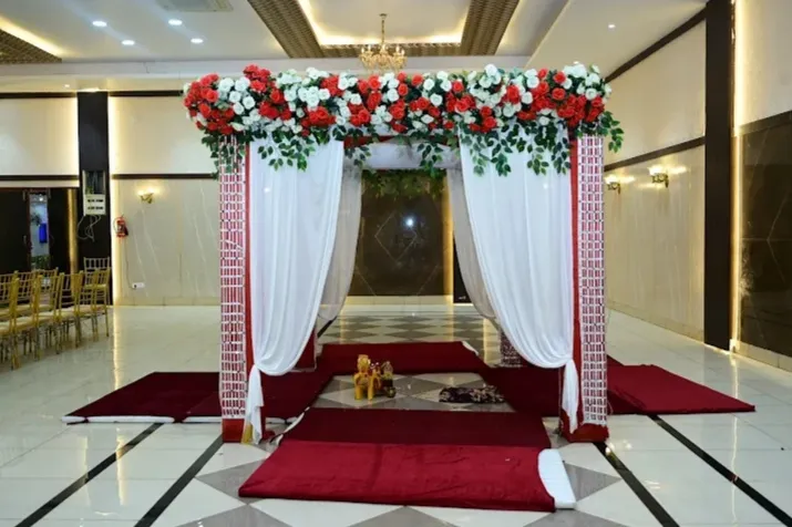 The Crown Banquet Hall & Hotel view 4